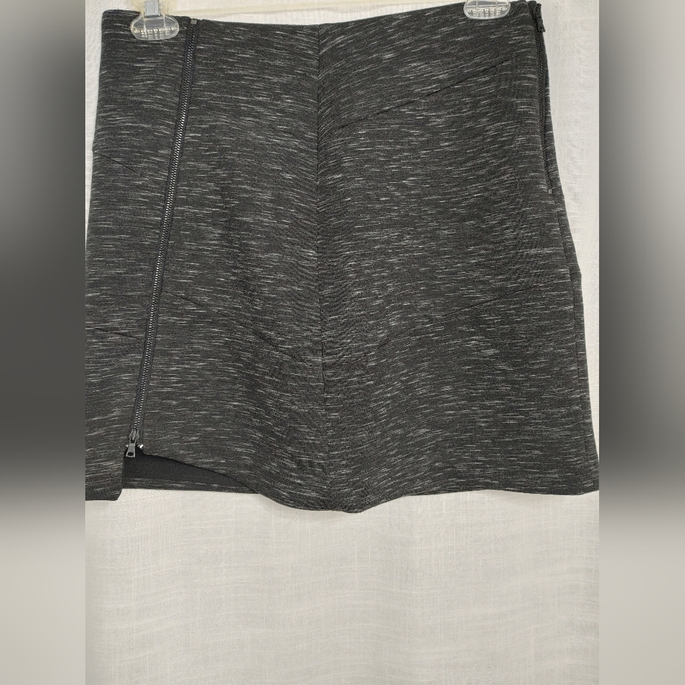 Sam Edelman "Going Gray-zy" Fully Lined Mini Skirt- Size: 10